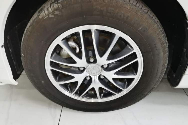 Used Honda Odyssey 2019 2.0L Rui·Comfort Edition Left Front Wheel Hub
