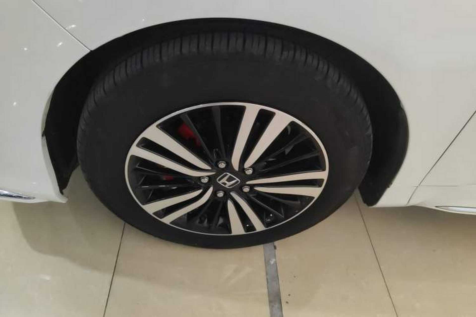 Used Honda Odyssey 2019 2.0L Rui·Smart Edition Left Front Wheel Hub
