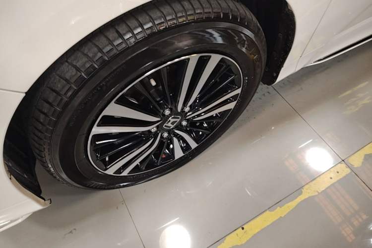 Used Honda Odyssey 2019 2.0L Rui·Smart Edition Left Front Wheel Hub