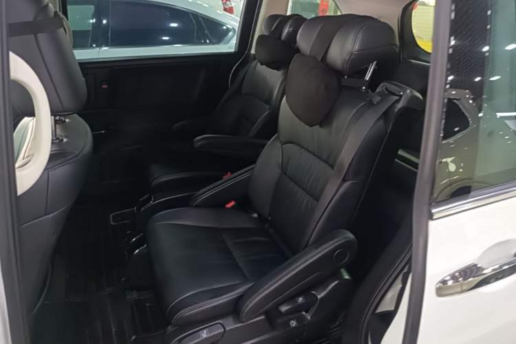Used Honda Odyssey 2019 2.0L Rui·Smart Edition Left Rear Seat
