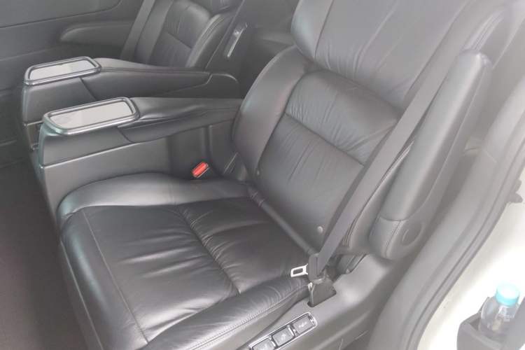Used Honda Odyssey 2019 2.0L Rui·Zhi Zhen Edition Left Rear Seat