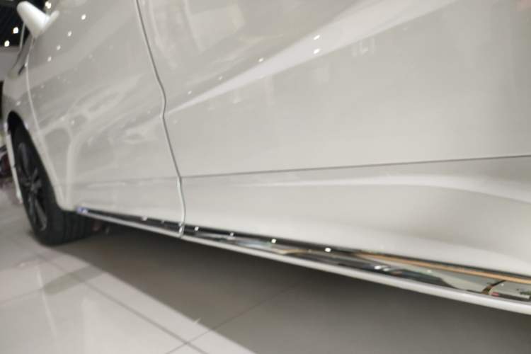 Used Honda Odyssey 2019 2.0L Rui·Zhi Zhen Edition Left Side Sill