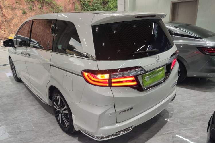 Used Honda Odyssey 2019 2.0L Rui·Smart Edition Rear Left 45 Deg