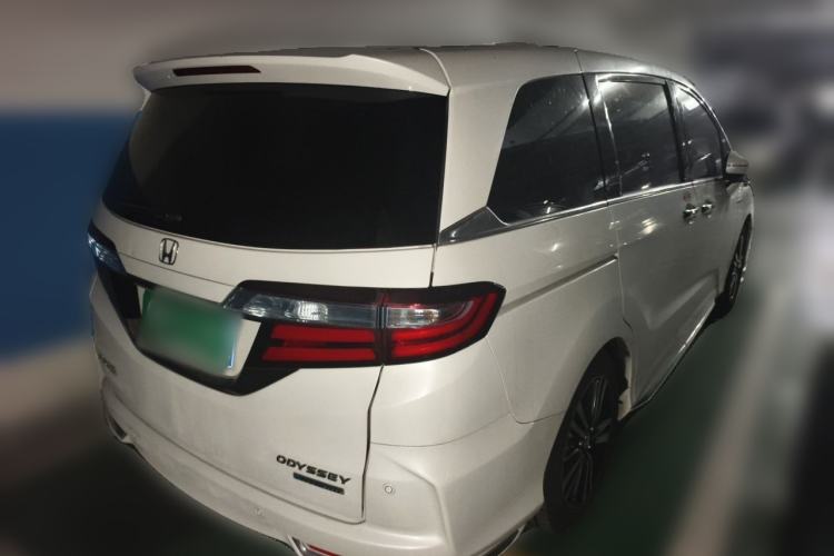 Used Honda Odyssey 2019 2.0L Rui·Zhi Zhen Edition Rear Right 45 Deg