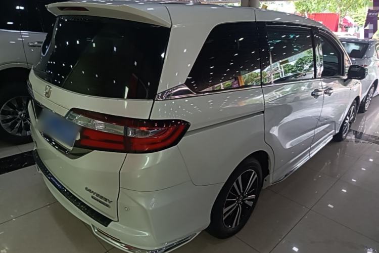 Used Honda Odyssey 2019 2.0L Rui·Smart Edition Rear Right 45 Deg