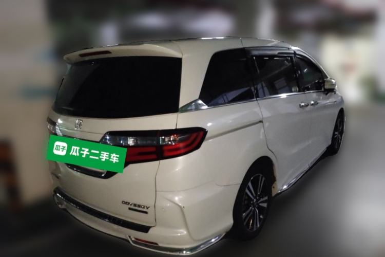 Used Honda Odyssey 2019 2.0L Rui-Zunxiang Edition Rear Right 45 Deg