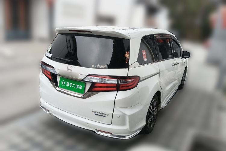 Used Honda Odyssey 2019 2.0L Rui·Zhi Zhen Welfare Edition Rear Right 45 Deg