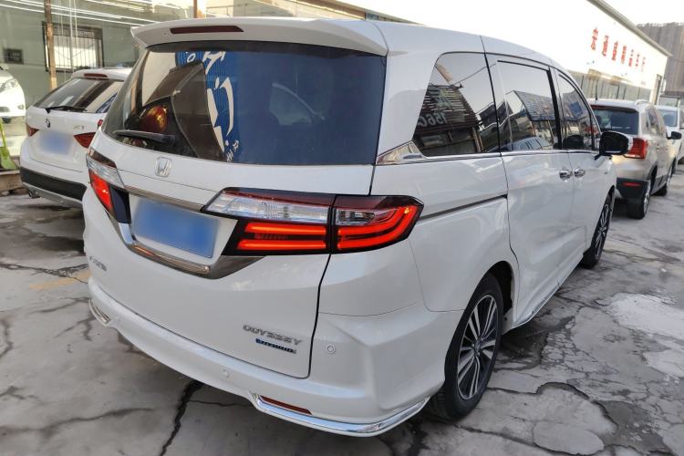 Used Honda Odyssey 2019 2.0L Rui-Zunxiang Edition Rear Right 45 Deg