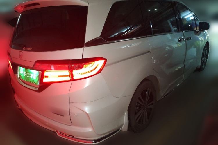 Used Honda Odyssey 2019 2.0L Rui·Zhi Zhen Edition Rear Right 45 Deg
