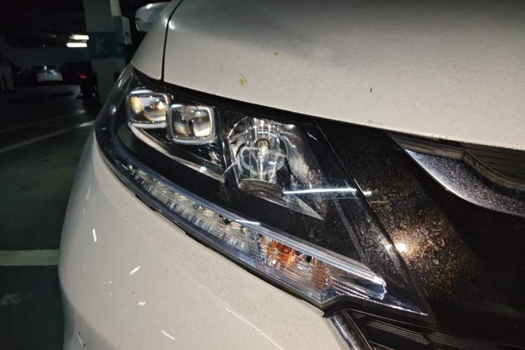 Used Honda Odyssey 2019 2.0L Rui·Zhi Zhen Edition Right Front Headlight