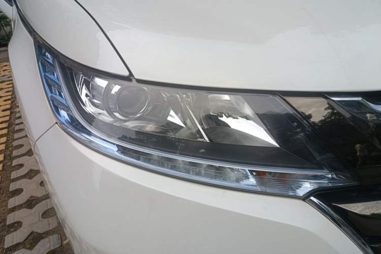 Used Honda Odyssey 2019 2.0L Rui-Changxiang Edition Right Front Headlight