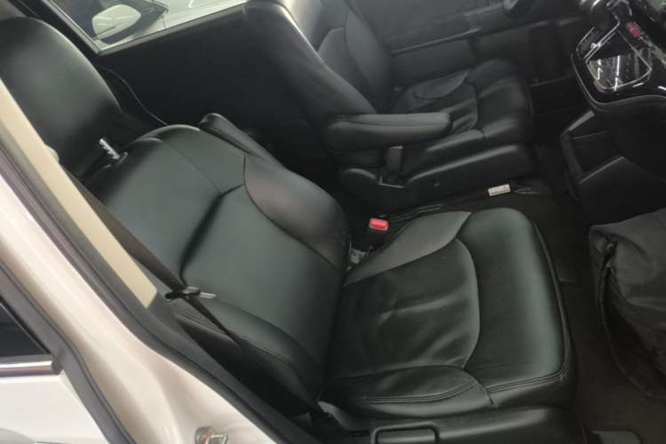 Used Honda Odyssey 2019 2.0L Rui·Comfort Edition Right Front Seat
