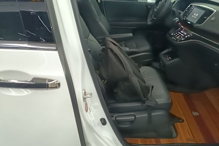 Used Honda Odyssey 2019 2.0L Rui·Smart Edition Right Front Seat