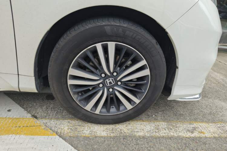 Used Honda Odyssey 2019 2.0L Rui-Zunxiang Edition Right Front Wheel Hub