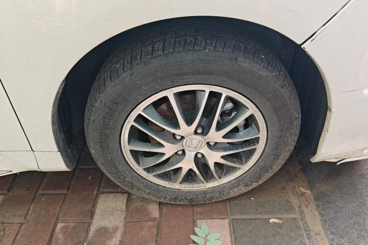 Used Honda Odyssey 2019 2.0L Rui·Comfort Edition Right Front Wheel Hub