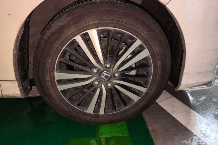 Used Honda Odyssey 2019 2.0L Rui·Smart Edition Right Front Wheel Hub