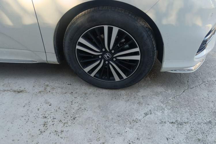 Used Honda Odyssey 2019 2.0L Rui·Smart Edition Right Front Wheel Hub