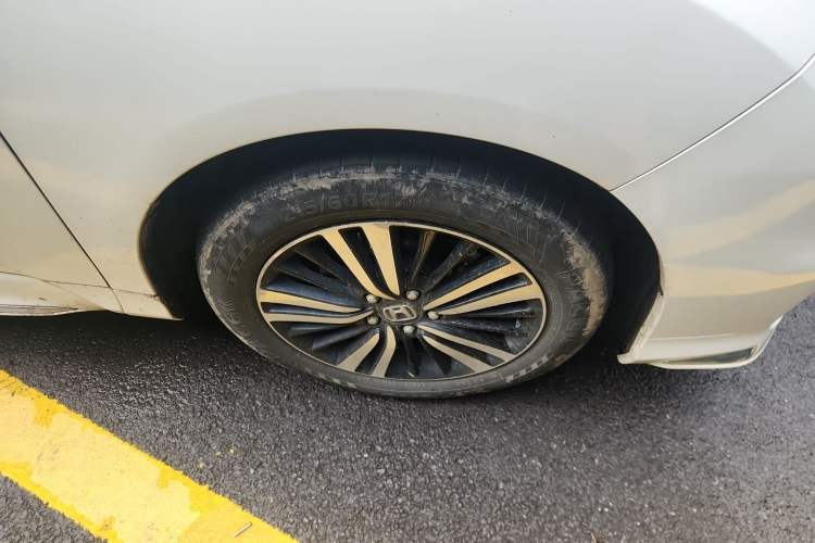 Used Honda Odyssey 2019 2.0L Rui·Zhi Zhen Edition Right Front Wheel Hub