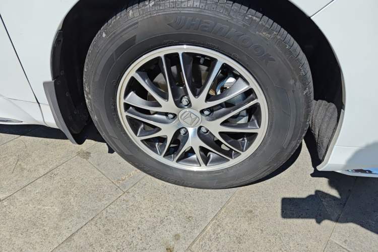 Used Honda Odyssey 2019 2.0L Rui·Comfort Edition Right Front Wheel Hub