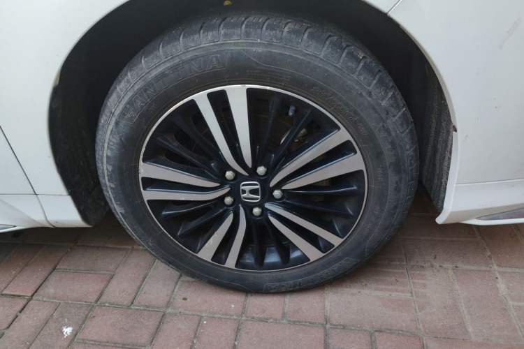 Used Honda Odyssey 2019 2.0L Rui·Smart Edition Right Front Wheel Hub
