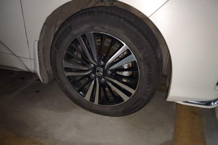 Used Honda Odyssey 2019 2.0L Rui·Zhi Zhen Edition Right Front Wheel Hub