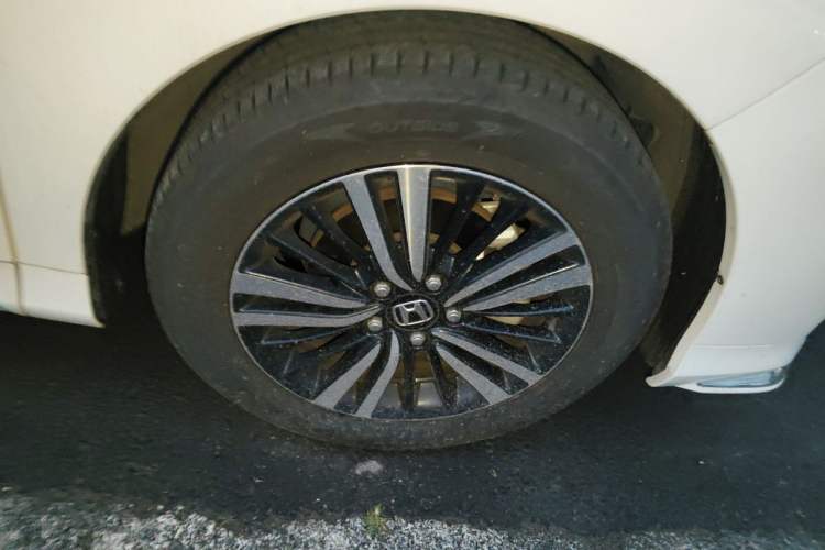 Used Honda Odyssey 2019 2.0L Rui-Zunxiang Edition Right Front Wheel Hub