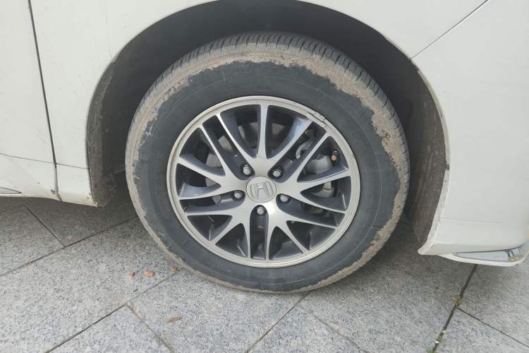 Used Honda Odyssey 2019 2.0L Rui·Comfort Edition Right Front Wheel Hub