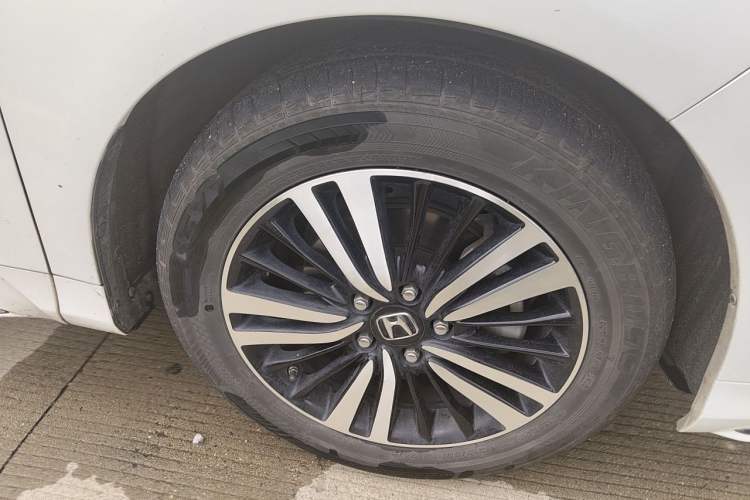 Used Honda Odyssey 2019 2.0L Rui·Zhi Zhen Edition Right Front Wheel Hub