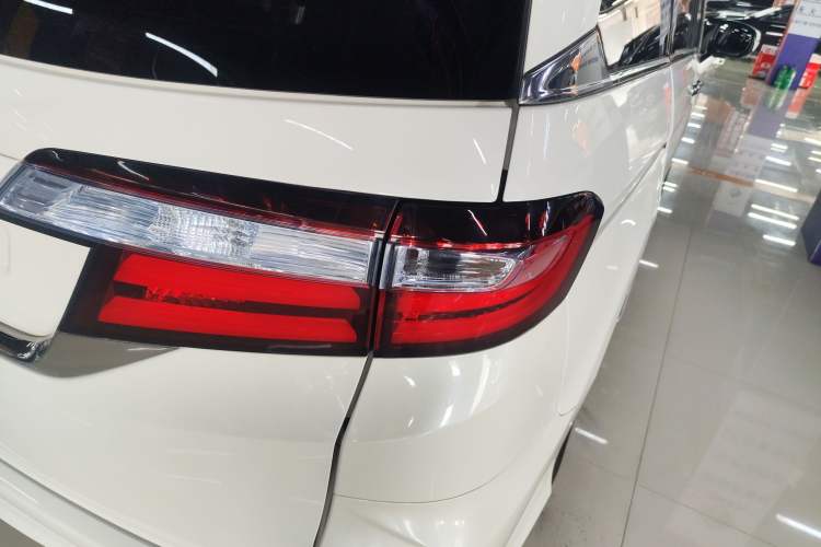 Used Honda Odyssey 2019 2.0L Rui-Zunxiang Edition Right Rear Taillight
