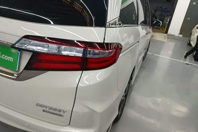 Used Honda Odyssey 2019 2.0L Rui·Smart Edition Right Rear Taillight