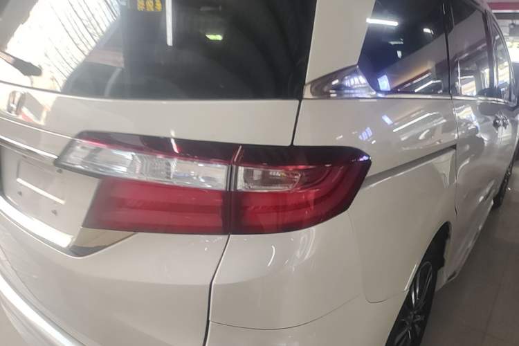 Used Honda Odyssey 2019 2.0L Rui·Smart Edition Right Rear Taillight