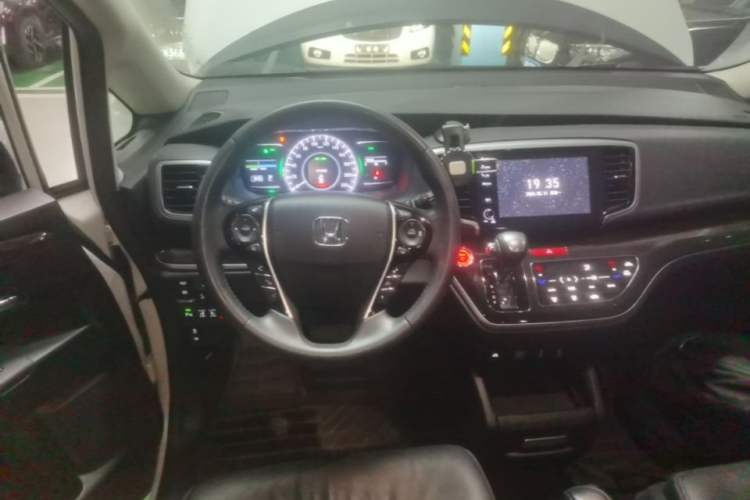 Used Honda Odyssey 2019 2.0L Rui-Zunxiang Edition Steering Wheel