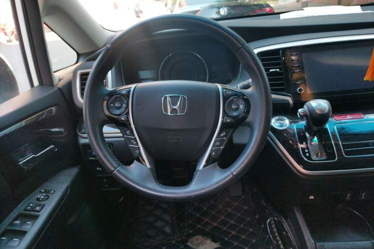 Used Honda Odyssey 2019 2.0L Rui-Zunxiang Edition Steering Wheel