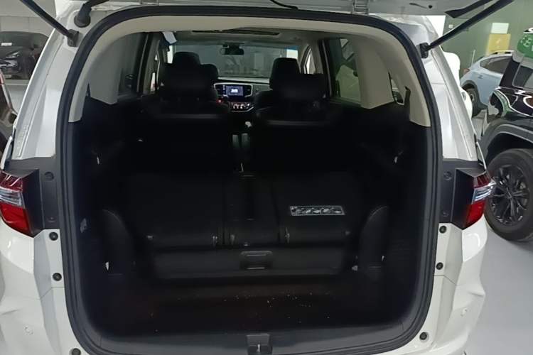 Used Honda Odyssey 2019 2.0L Rui·Smart Edition Trunk