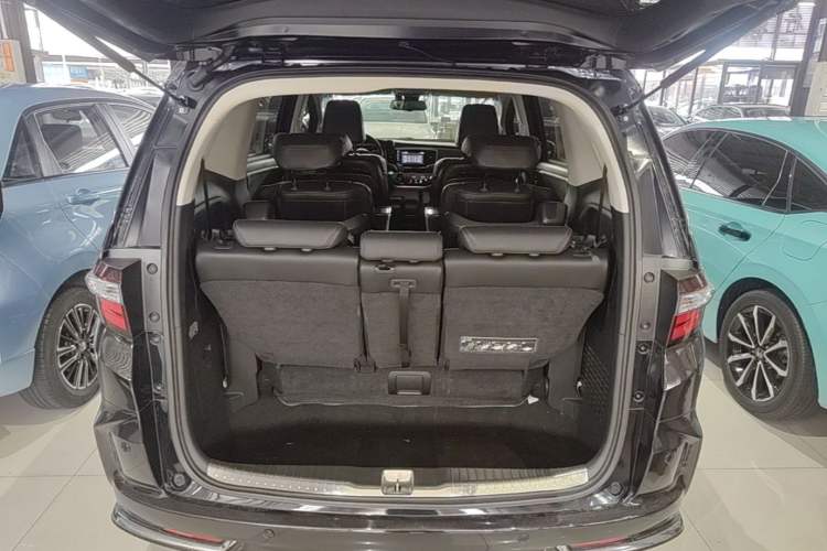 Used Honda Odyssey 2019 2.0L Rui·Supreme Edition Trunk