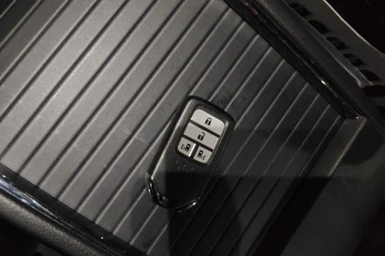 Used Honda Odyssey 2019 2.0L Rui-Zunxiang Edition Vehicle Key