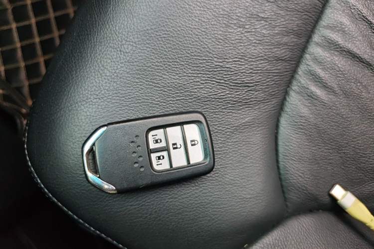 Used Honda Odyssey 2019 2.0L Rui-Zunxiang Edition Vehicle Key