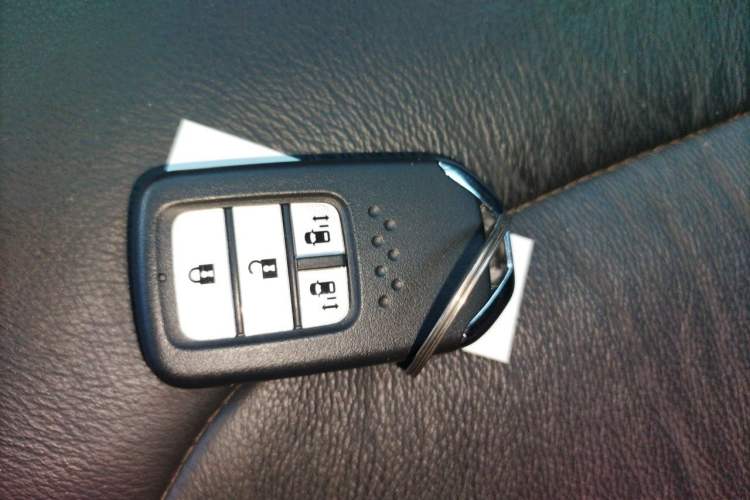 Used Honda Odyssey 2019 2.0L Rui-Zunxiang Edition Vehicle Key