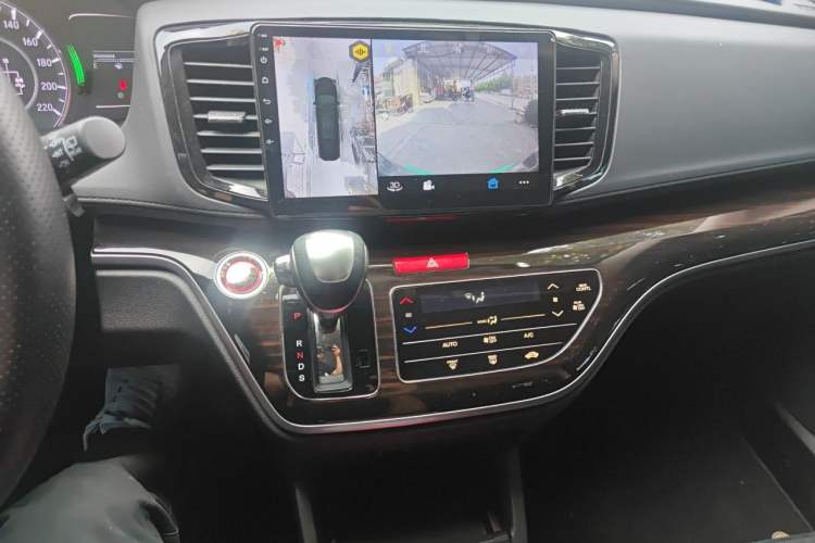 Used Honda Odyssey 2021 2.0L Rui·Comfort Edition Audio And AC Panel
