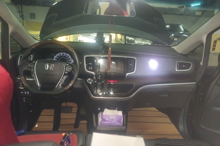 Used Honda Odyssey 2021 2.0L Rui·Luxury Edition Center Console