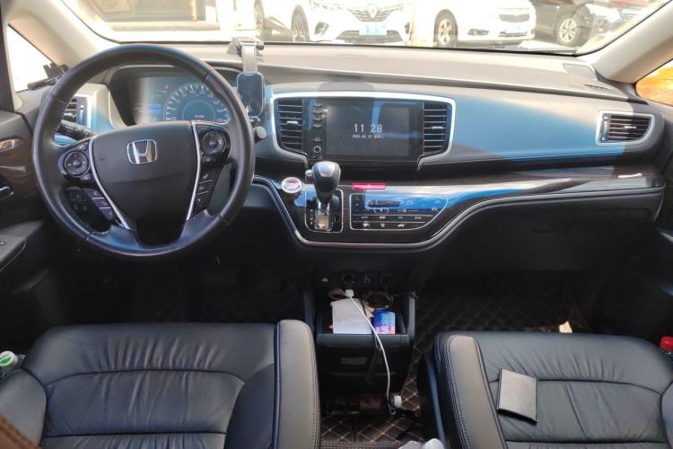 Used Honda Odyssey 2021 2.0L Rui·Luxury Edition Center Console