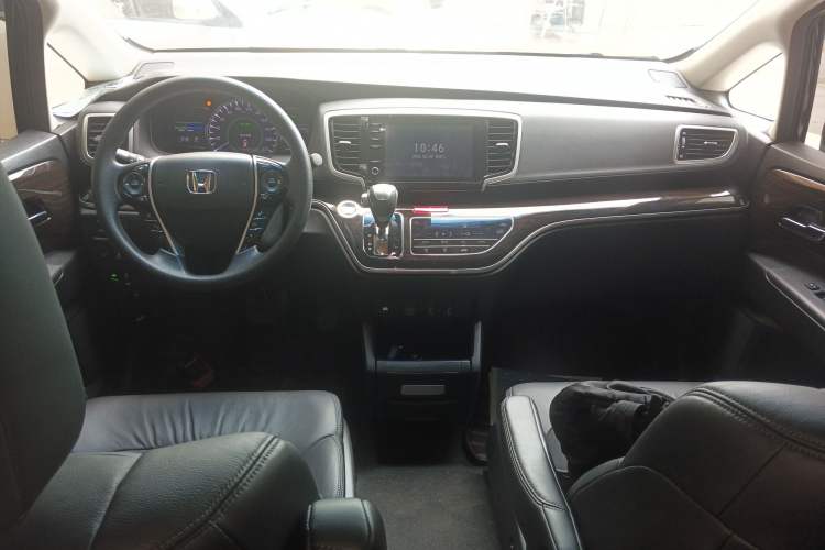 Used Honda Odyssey 2021 2.0L Rui·Smart Edition Center Console