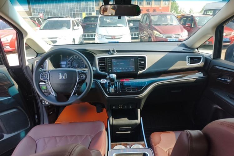 Used Honda Odyssey 2021 2.0L Rui-Changxiang Edition Center Console