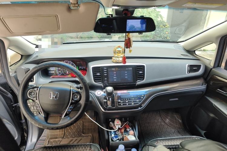 Used Honda Odyssey 2021 2.0L Rui·Smart Edition Center Console