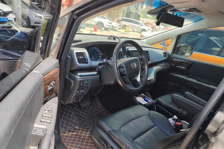 Used Honda Odyssey 2021 2.0L Rui·Luxury Edition Driver Seat