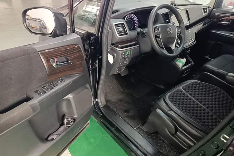 Used Honda Odyssey 2021 2.0L Rui-Changxiang Edition Driver Seat