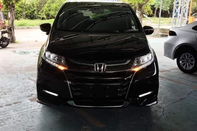 Used Honda Odyssey 2021 2.0L Rui·Luxury Edition Front