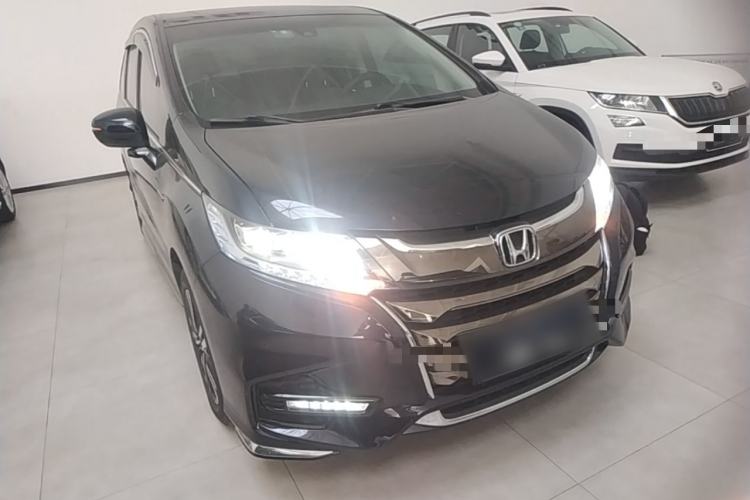 Used Honda Odyssey 2021 2.0L Rui·Luxury Edition Front Right 45 Deg