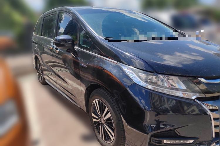 Used Honda Odyssey 2021 2.0L Rui·Luxury Edition Front Right 45 Deg