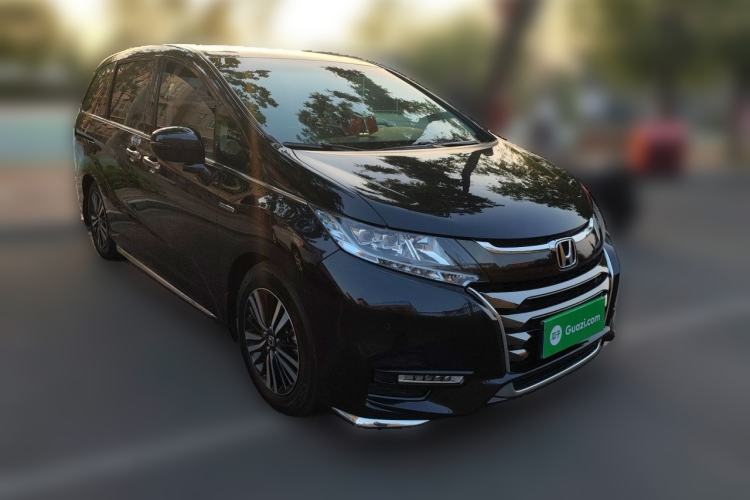 Used Honda Odyssey 2021 2.0L Rui·Luxury Edition Front Right 45 Deg